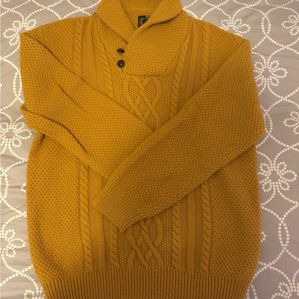 Burton Men's Turtleneck Sweater in Mustard